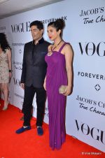 Sophie Chaudhary at Vogue_s 5th Anniversary bash in Trident, Mumbai on 22nd Sept 2012 (133).JPG